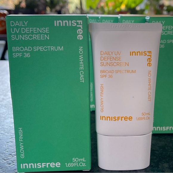 Innisfree Daily UV Defense Sunscreen Broad Spectrum SPF 36 no white cast - Picture 7 of 9